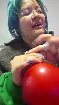 lucky-leah online show from 02.14.26