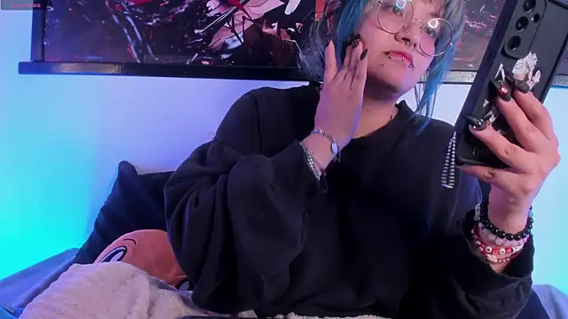 lucky-leah online show from 04.24.26