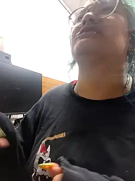 lucky-leah online show from 07.28.26