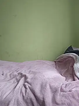 Snapshot of niesmialy39oon chatting on 10.21.25 niesmialy39oon online show from 10.21.25