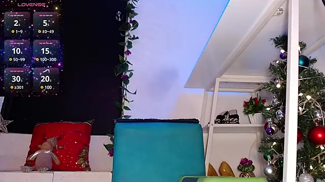 SUZZET 22 online show from 12.18.24