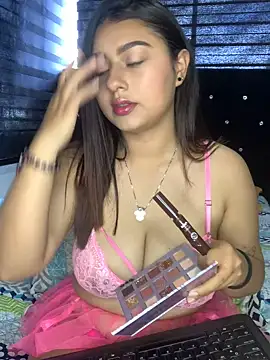 Snapshot of Kittyy_Hott_ chatting on 01.24.25 Kittyy Hott online show from 01.24.25