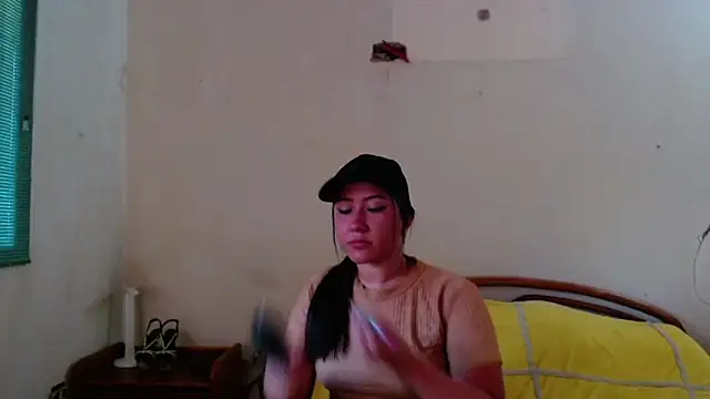 LuciaTomson online show from 04.29.26