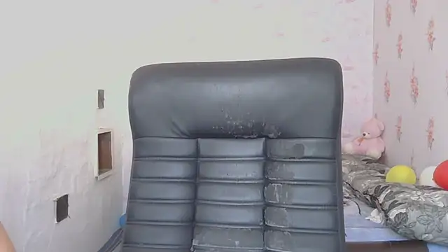 Snapshot of KittyyLaBeauty chatting on 03.08.25 KittyyLaBeauty online show from 03.08.25