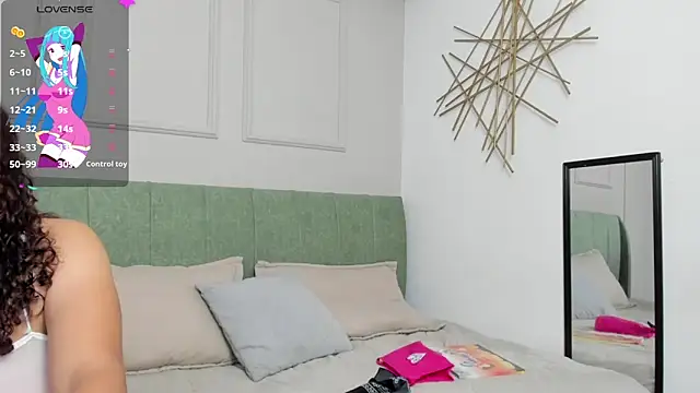 Snapshot of Sussanewolf chatting on 10.04.25 Sussanewolf online show from 10.04.25