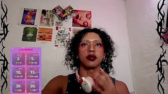 Snapshot of angelsdustxxx chatting on 12.12.24 angelsdustxxx online show from 12.12.24