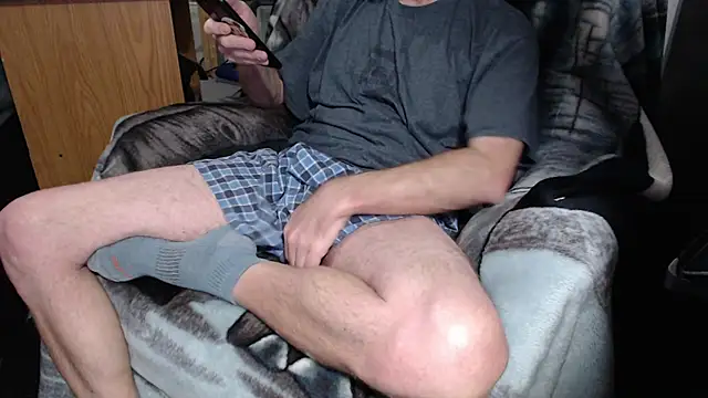 Snapshot of froy4986 chatting on 12.30.24 froy4986 online show from 12.30.24