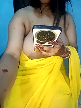 Snapshot of Dayna-36 chatting on 01.17.25 Dayna-36 online show from 01.17.25