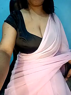 Snapshot of Dayna-36 chatting on 03.07.25 Dayna-36 online show from 03.07.25