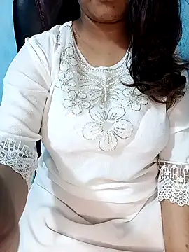 Snapshot of Dayna-36 chatting on 03.08.26 Dayna-36 online show from 03.08.26