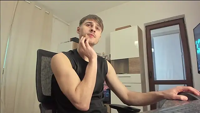 Snapshot of Jimmymorello chatting on 03.22.25 Jimmymorello online show from 03.22.25