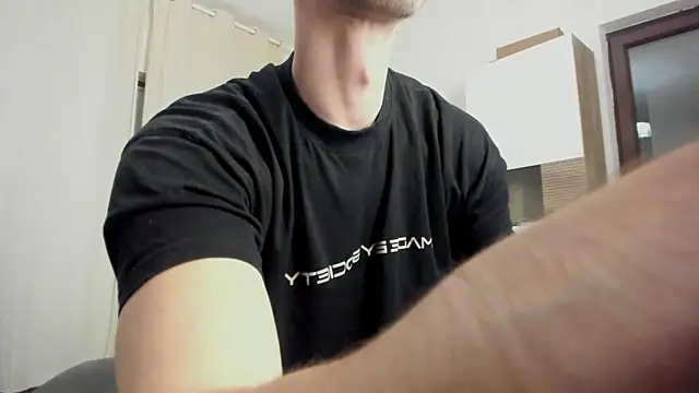 Snapshot of Jimmymorello chatting on 10.11.25 Jimmymorello online show from 10.11.25