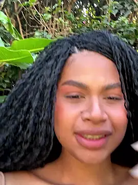 nayah   online show from 01.18.25