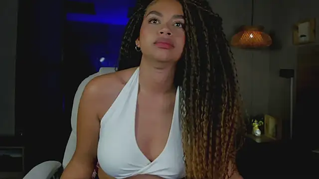 nayah   online show from 09.23.25