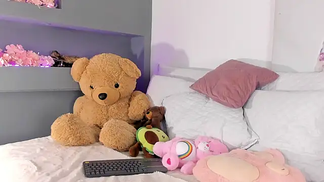 rosemonrooe online show from 03.05.25