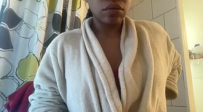 MommyConfident online show from 02.14.25