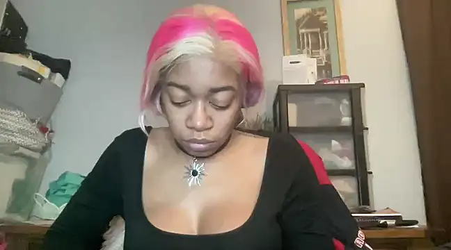 MommyConfident online show from 03.07.25