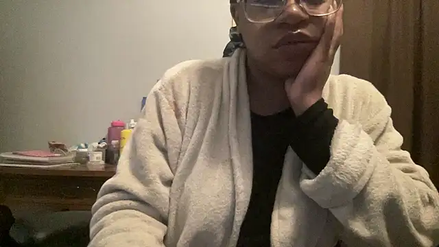 MommyConfident online show from 01.07.26