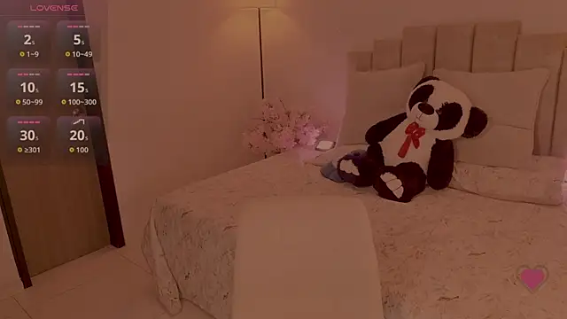 KaylaCollinsX online show from 07.18.26