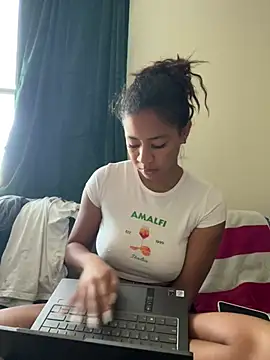 VanessaBling online show from 12.27.24