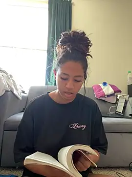 VanessaBling online show from 03.16.25