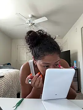 VanessaBling online show from 06.13.26