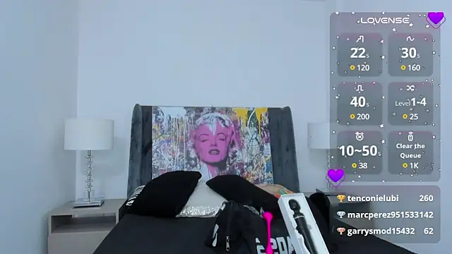 AmberAdams  online show from 12.14.24