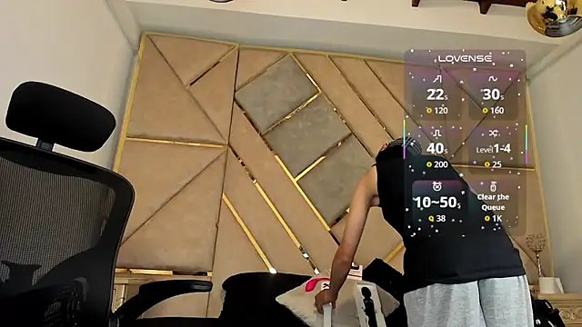 AmberAdams  online show from 09.25.25