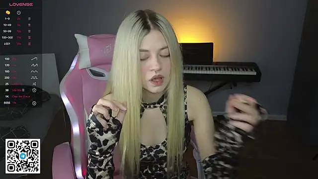 mybunnywendy online show from 02.23.25