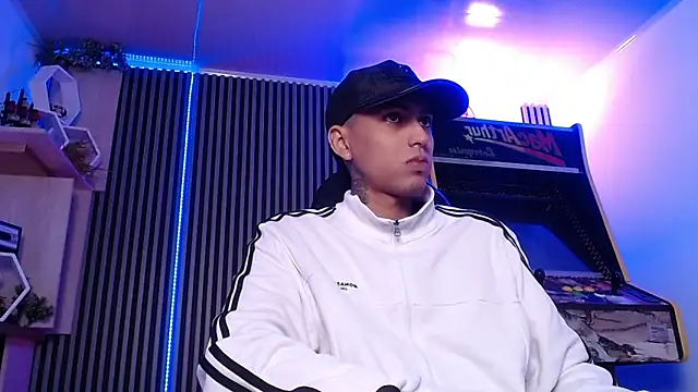 Liam lee online show from 03.11.25