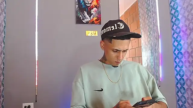 Liam lee online show from 05.07.26