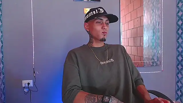 Liam lee online show from 06.14.26