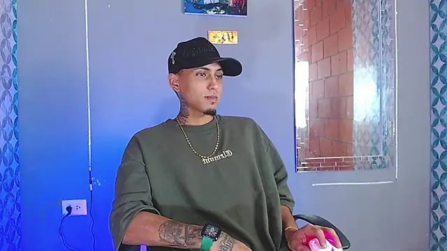 Liam lee online show from 07.18.26