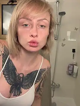 Snapshot of haileyhope_ chatting on 03.08.26 haileyhope online show from 03.08.26