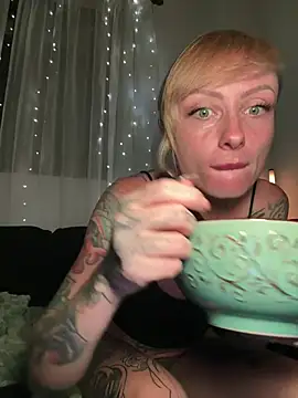 haileyhope  online show from 05.09.26