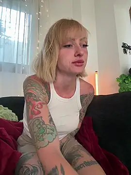 haileyhope  online show from 05.16.26
