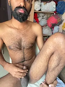 Snapshot of therawnomad chatting on 12.03.24 therawnomad online show from 12.03.24