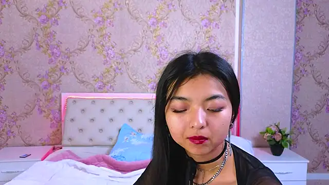 Shy Kira online show from 01.22.25