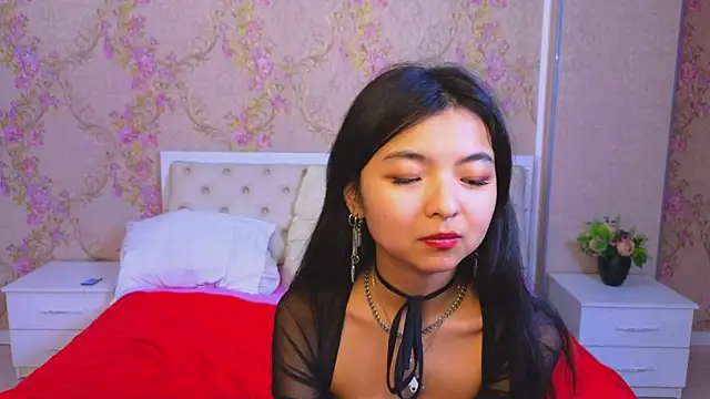 Shy Kira online show from 01.31.25