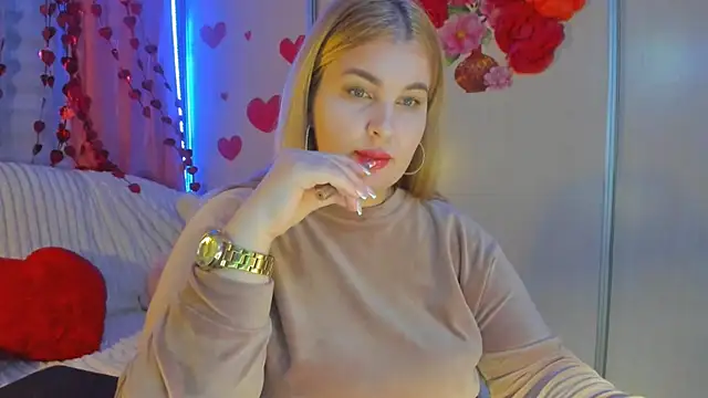 Snapshot of CoraSwon chatting on 02.21.25 CoraSwon online show from 02.21.25