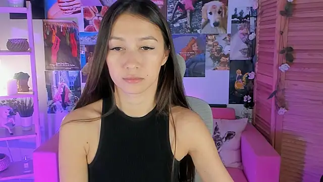 LanaBaker online show from 01.04.25