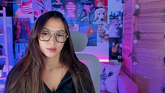 LanaBaker online show from 03.07.25