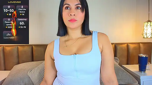 Snapshot of Sofia_Convers chatting on 02.16.25 Sofia Convers online show from 02.16.25