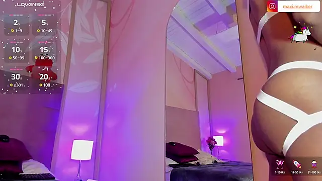 Snapshot of Maxim-Walker chatting on 02.15.25 Maxim-Walker online show from 02.15.25