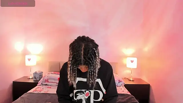 Snapshot of Maxim-Walker chatting on 03.13.25 Maxim-Walker online show from 03.13.25