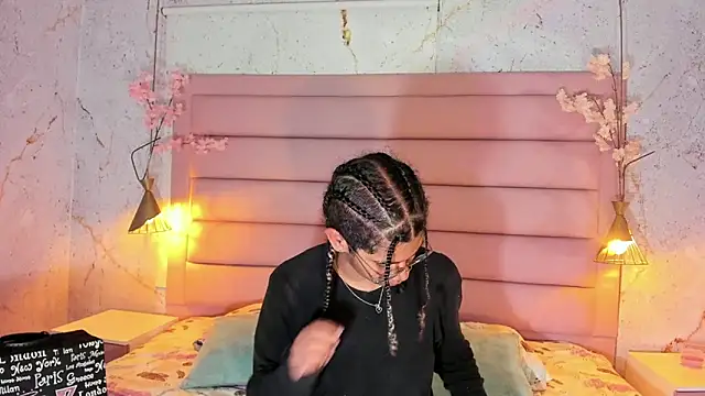 Snapshot of Maxim-Walker chatting on 10.24.25 Maxim-Walker online show from 10.24.25