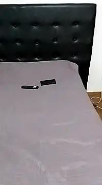 Snapshot of littlebrunett chatting on 02.06.25 littlebrunett online show from 02.06.25