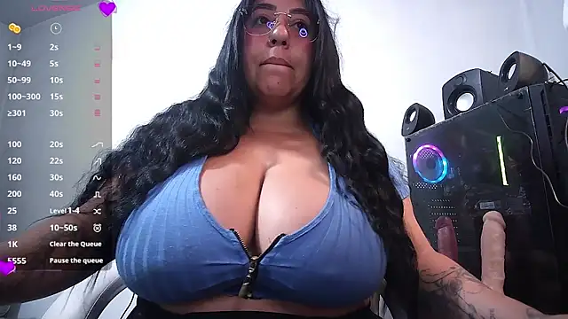 grace molly14 online show from 02.17.25