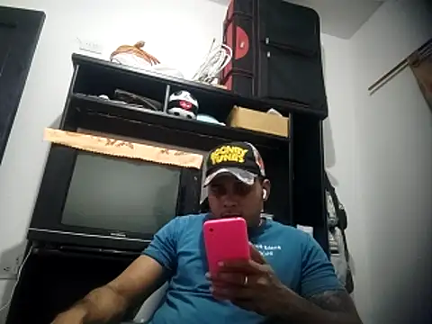 SaucyAffair0 online show from 02.27.26