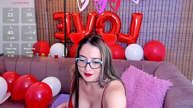 ariana cross online show from 02.14.25